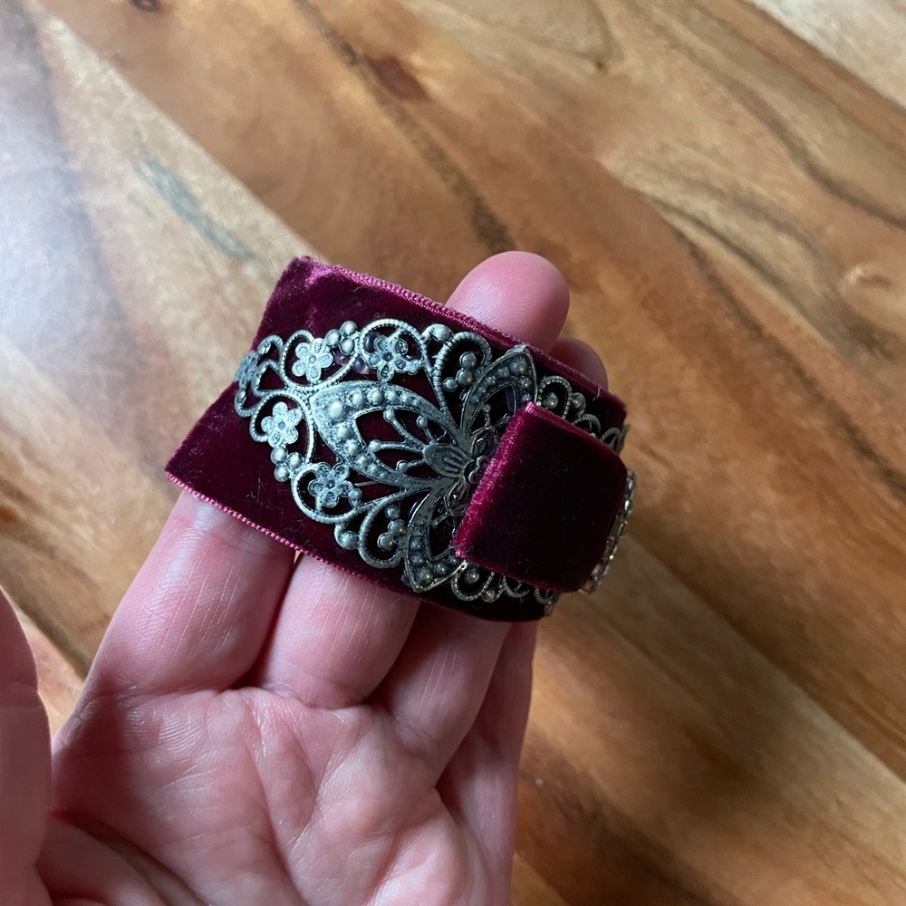 Victorian Steampunk Maroon Velvet & Metal Cuff - Picture 11 of 15
